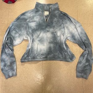 American Eagle Womens Medium tie die blue & white quarter-zip sweatshirt cropped